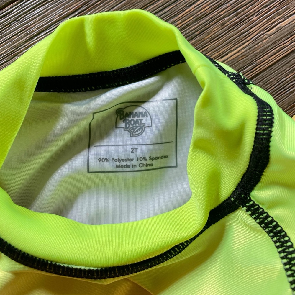 Banana Boat Rash Guard - Picture 4 of 6